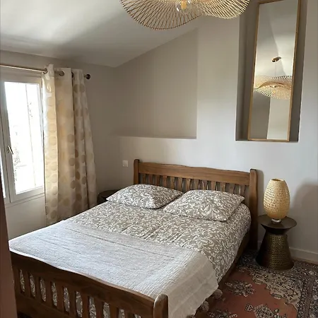 De Charme 6 Pièces Avec Vue Sur Les Hauteurs De